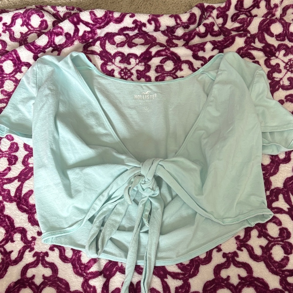Hollister Sky Blue Tie-Front Crop Top